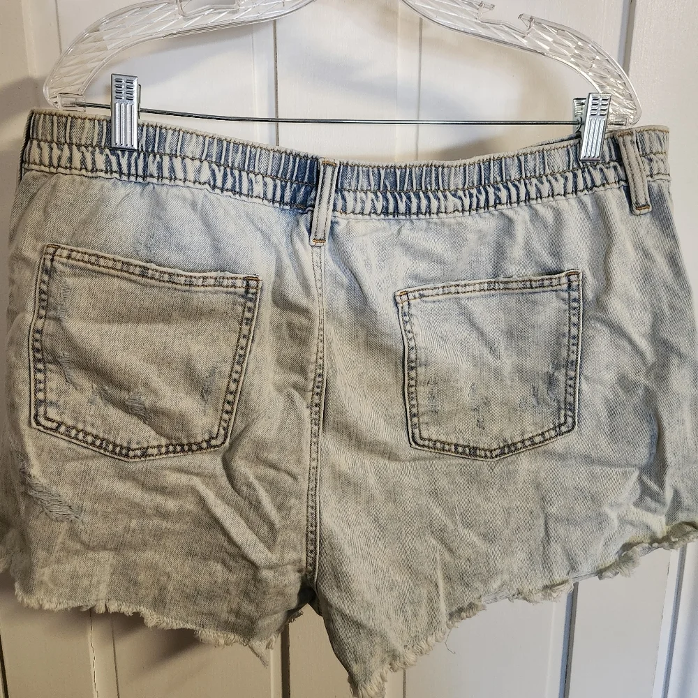 Aerie Acid Jean Short XXL NWT - Picture 4 of 4
